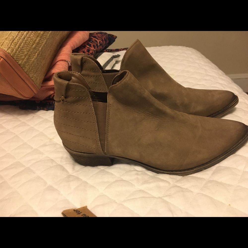 Steve Madden ankle boots size 10